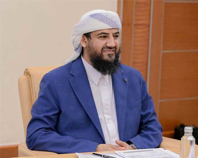 المحرمي: القوات المسلحة ضربت أروع الأمثلة في البسالة والثبات وأسقطت أوهام المليشيات الحوثية