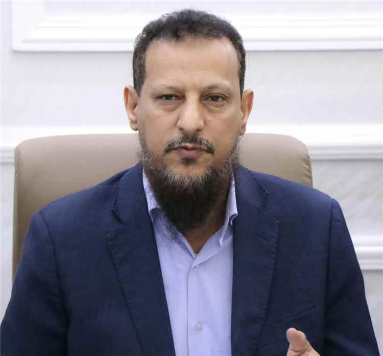 محافظ العاصمة عدن يكشف عن الإجراءات الأمنية والإنسانية المتخذة لمواجهة التصعيد الحوثي وإحباط مخططاته