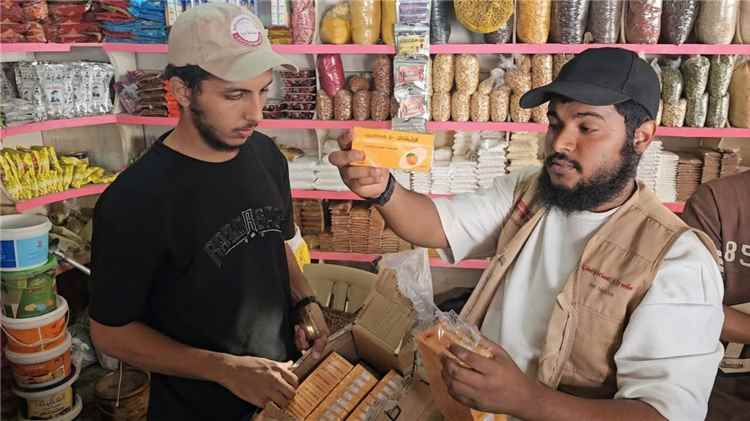 -الرقابة مستمرة.. صناعة التواهي يضبط 3 آلاف حبة دواء أخفاها صاحب بقالة-