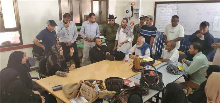 افتتاح مشروع انشاء سقيفة لمدرسة ابن سيناء للتعليم الابتدائي في مديرية التواهي