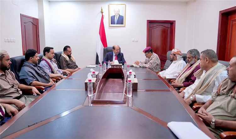مجلس الوزراء يناقش تداعيات التصعيد الحوثي ويتخذ عدد من الإجراءات لتعزيز الاستجابة الحكومية للتطورات
