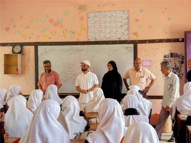 بن جرادي يشدد على أهمية دعم التعليم وتهيئة بيئة دراسية مناسبة للطالبات بثانوية أبان